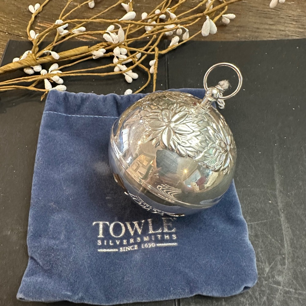 TOWLE Silversmiths Poinsettia 2006 - Vintage Sleigh Bell Ornament
